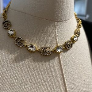Crystal and interlocking Gucci necklace